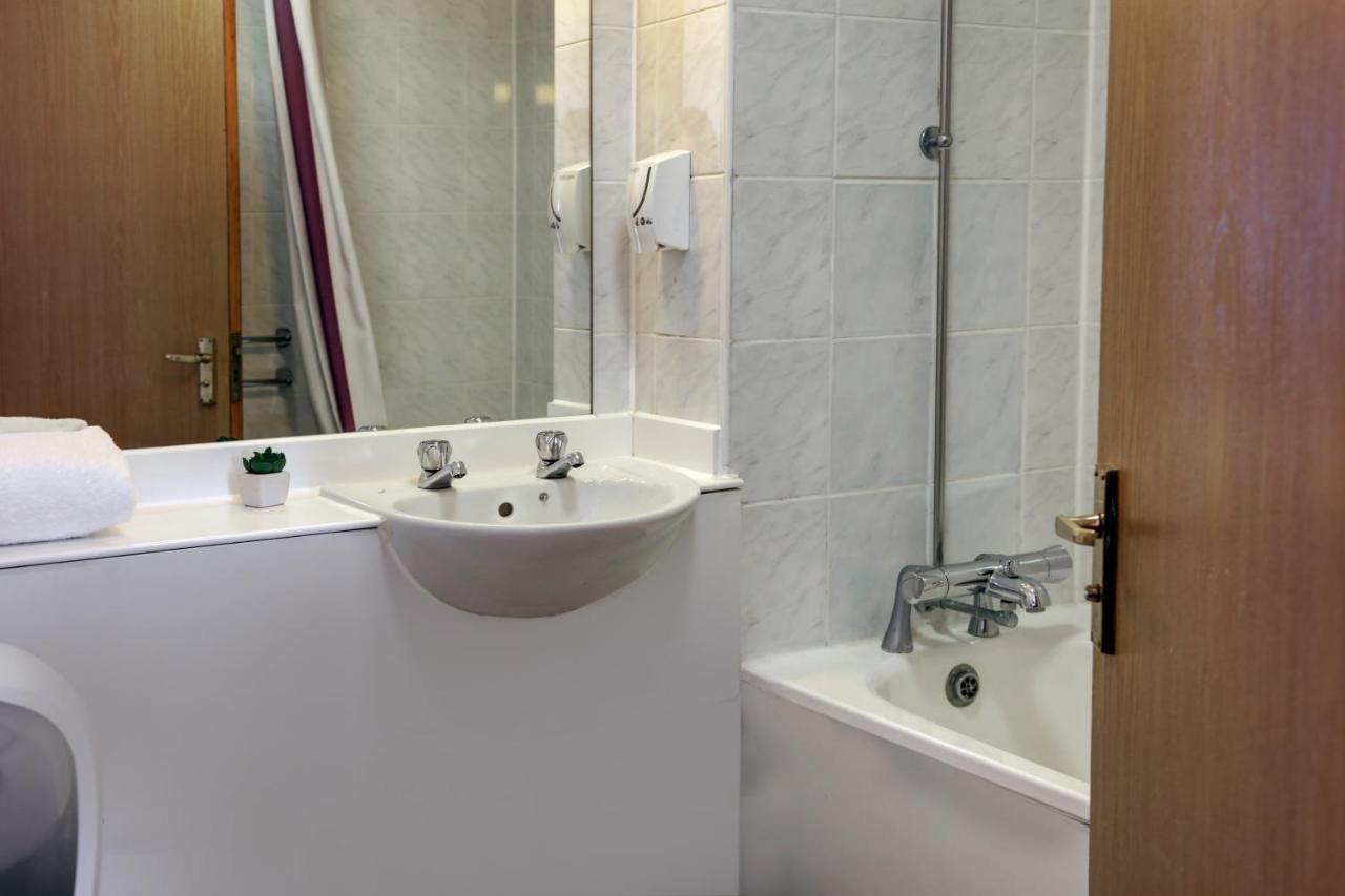 Plaza Chorley; Sure Hotel Collection By Best Western チョーリー エクステリア 写真