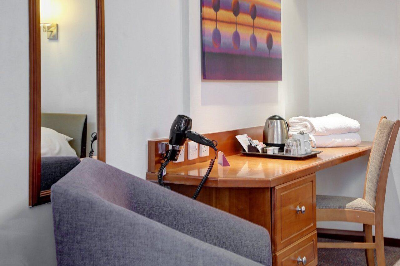 Plaza Chorley; Sure Hotel Collection By Best Western チョーリー エクステリア 写真