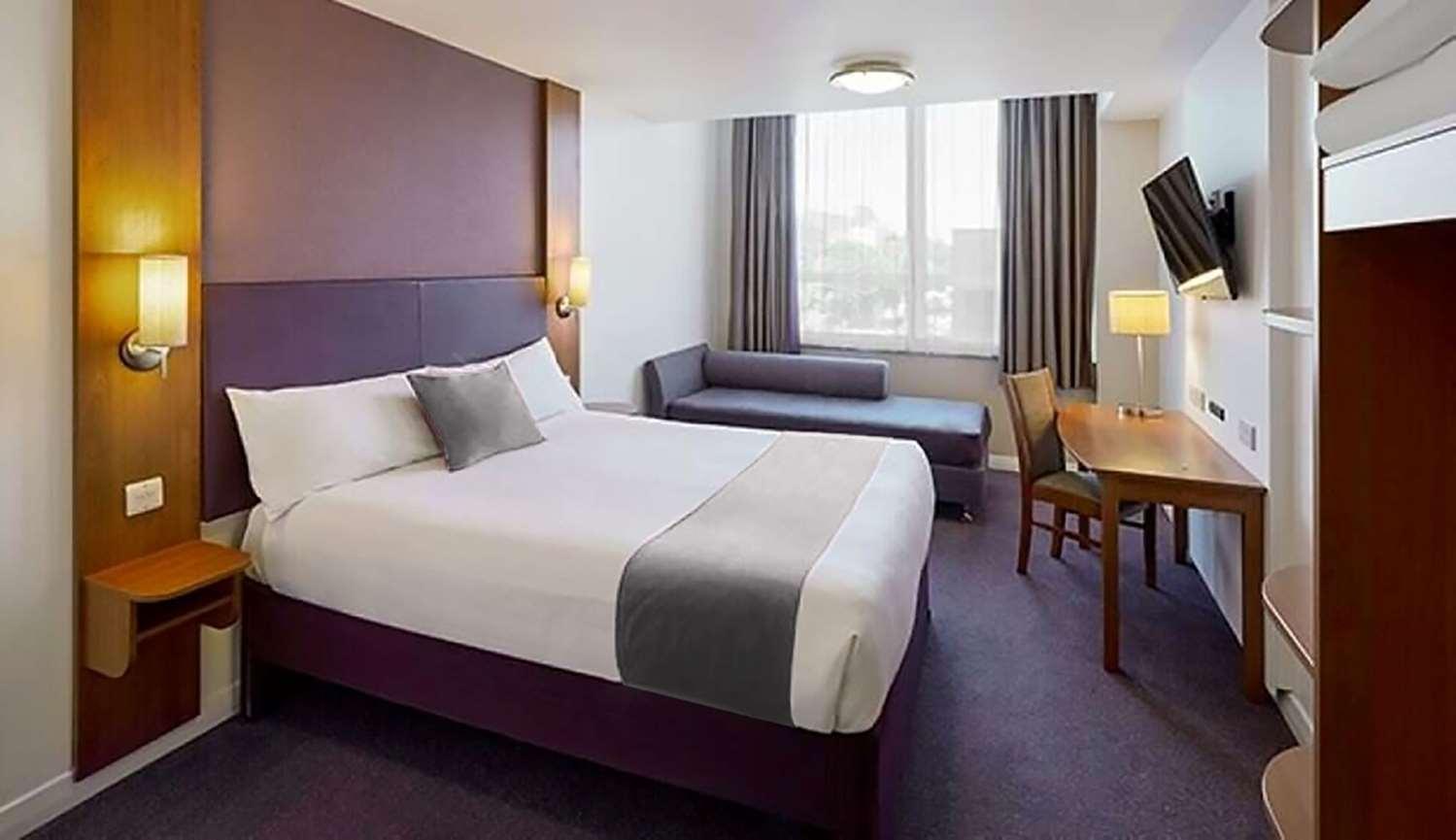 Plaza Chorley; Sure Hotel Collection By Best Western チョーリー エクステリア 写真